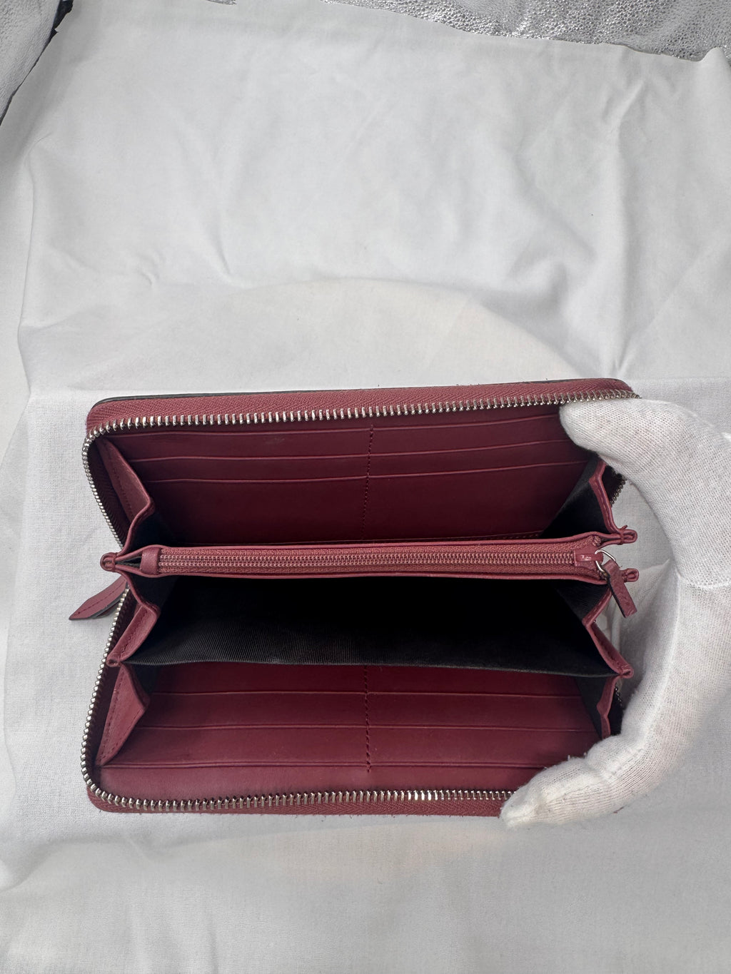 Gucci GG Blooms Zip Around Wallet